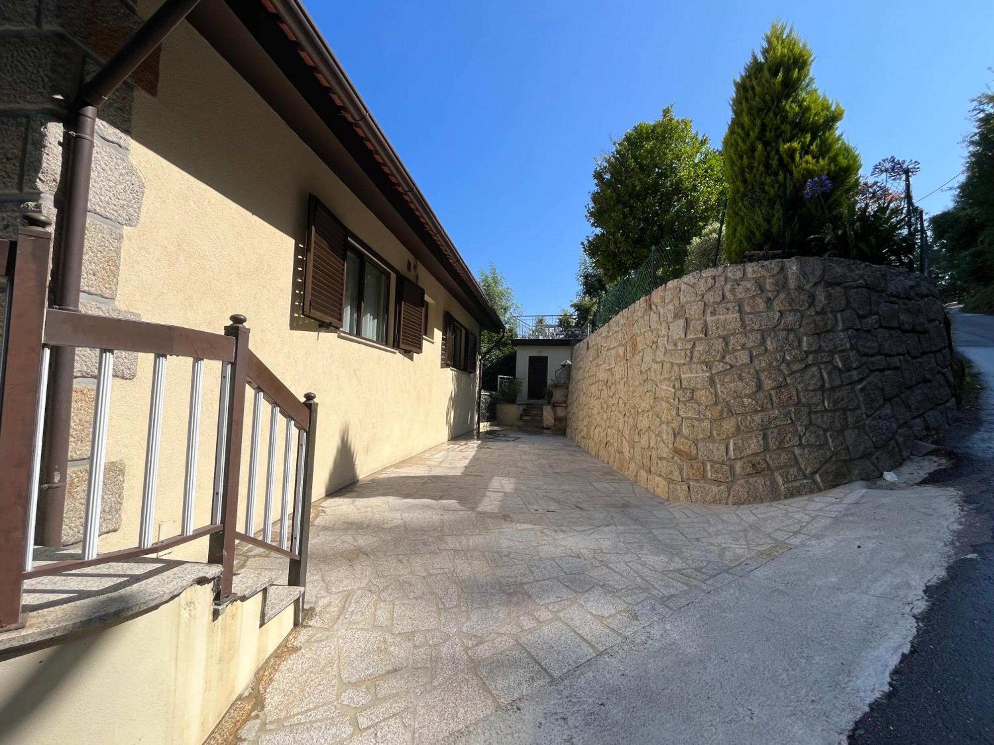 Casa de Casarelhos - T3 - Lareira com recuperador de calor para aquecimento - Vistas rio - Gerês Exterior foto